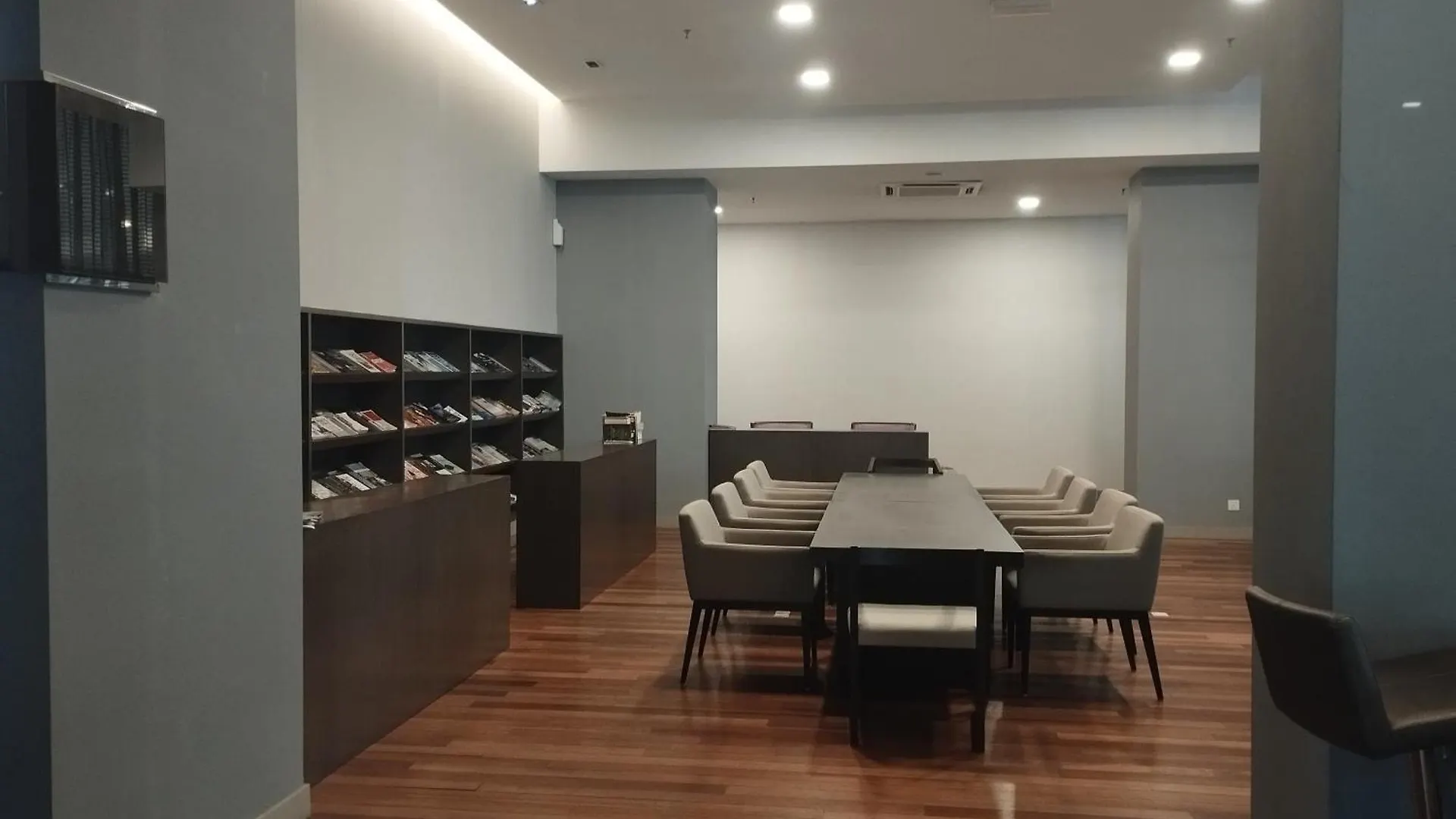 Regalia Luxury Skypool Hostel Kuala Lumpur Malaysia