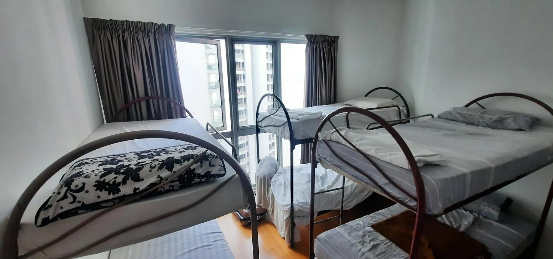 Regalia Luxury Skypool Hostel Kuala Lumpur 0*,  Malaysia