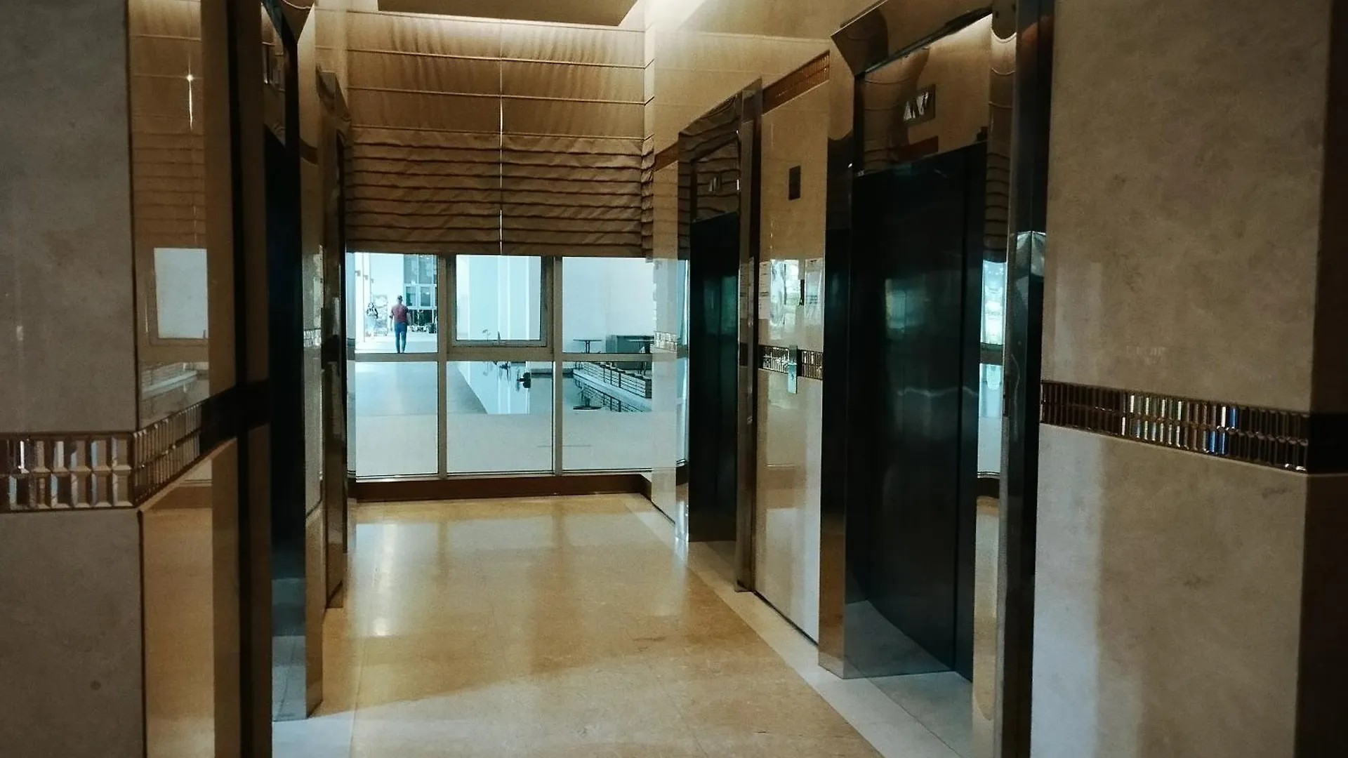 Regalia Luxury Skypool Hostel Kuala Lumpur